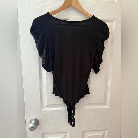 Free People Ava puff sleeve bodysuit black ribbed size medium - Picture 6 of 12